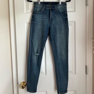 Banana Republic premium denim distressed jeans sz 27 medium wash